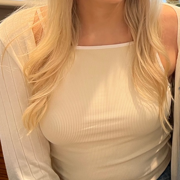 Top - Picture 1 of 4